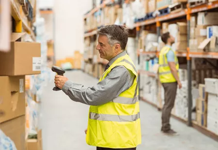 Outsourcing of logistics services - warehousing. Europa WORKINTENSE